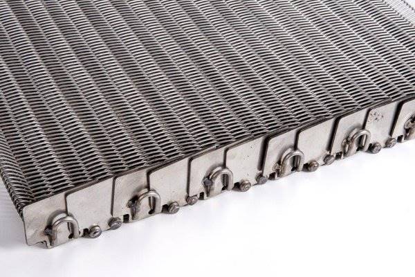 Resistenza termica dei nastri trasportatori: un focus sul settore metallurgico