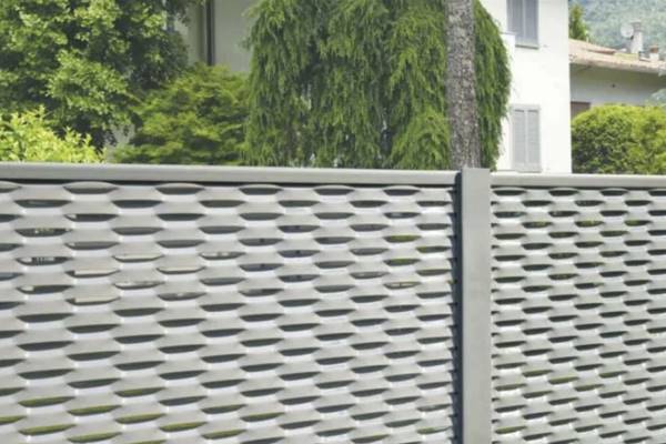 Lamiere stirate: applicazioni edilizie ed industriali